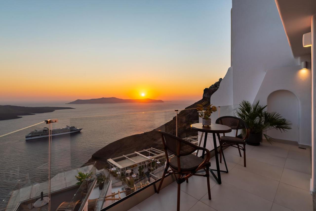 Daydream Luxury Suites Firá Buitenkant foto